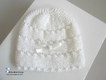 Bonnet et chaussons tricotés main 2