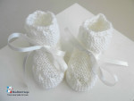 Bonnet et chaussons tricotés main 3