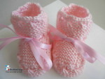 Bonnet et chaussons tricotés main roses bébé fille 3