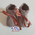 Chaussons motif crans tricot bébé fait main 4