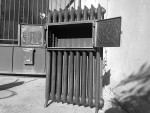 Radiateur fonte fleuris 1