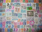 LOT DE 200 TIMBRES DIFFERENTS DE FRANCE OBLITERES