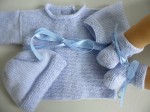 Tricot laine bébé fait main trousseau brassière 2