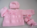 Trousseau rose bébé tricot laine fait main 2