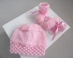 Trousseau rose bébé tricot laine fait main 3