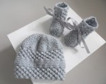 Bonnet chaussons GRIS tricot laine fait main 1