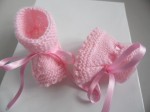 Chaussons ROSES à crans layette bébé tricot laine