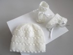 Bonnet, chaussons écrus bébé MIXTE tricot laine fait main 2