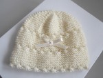 Tricot bébé bonnet et chaussons écrus fille 2