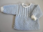 BrassièreBonnet et chaussons bleu azur, écru, tricot bébé 2